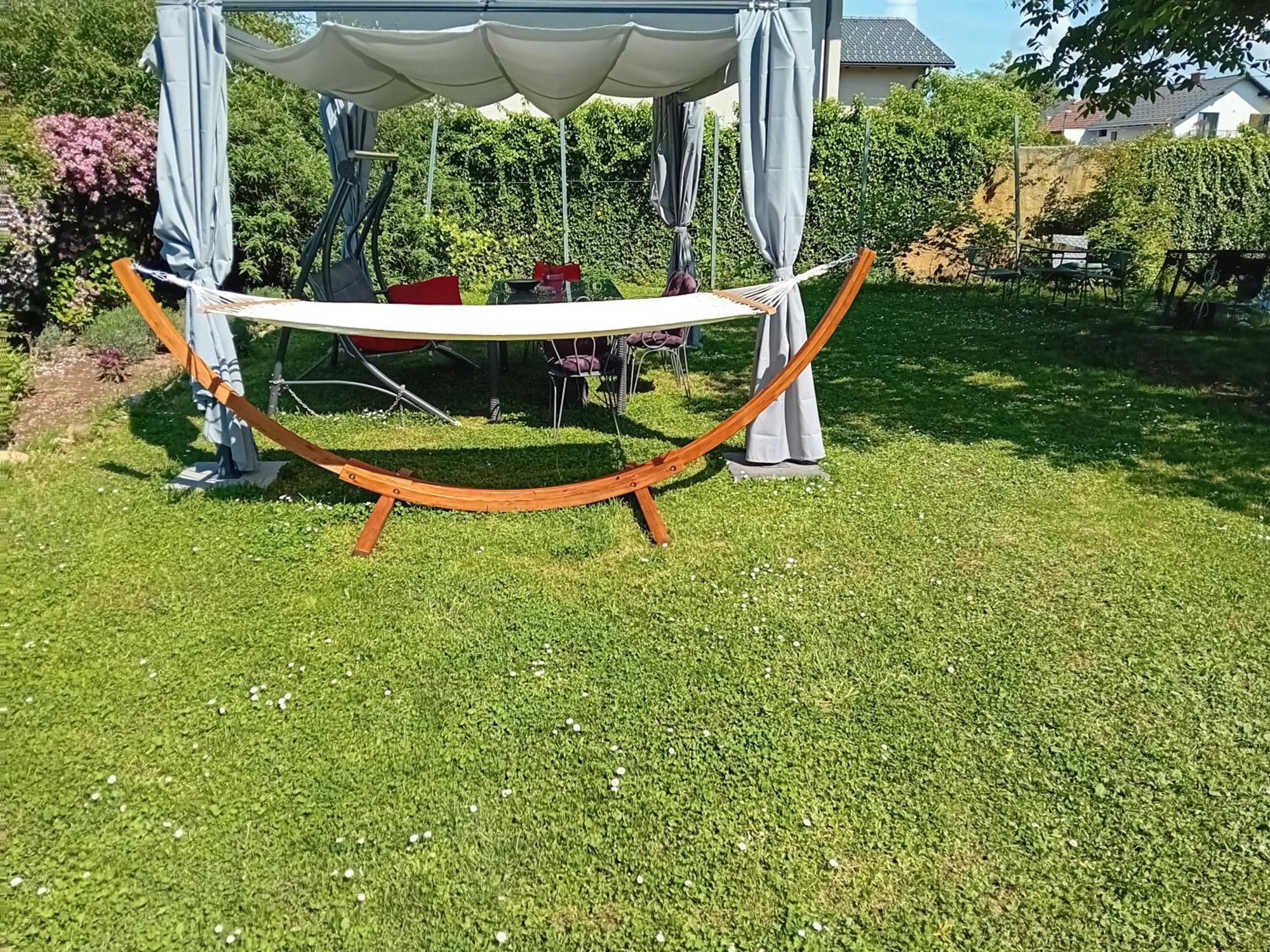 Camping Under The Walnut In Your Own Tent On A Shared Lot And Shared Bathroom Ljubljana Exteriör bild